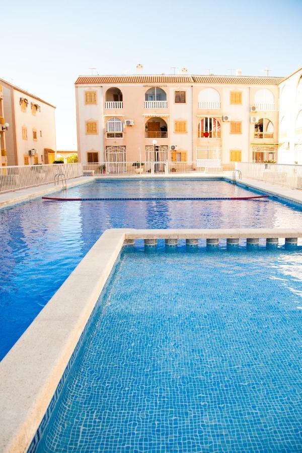 Valencia 15 Apartman Torrevieja Kültér fotó