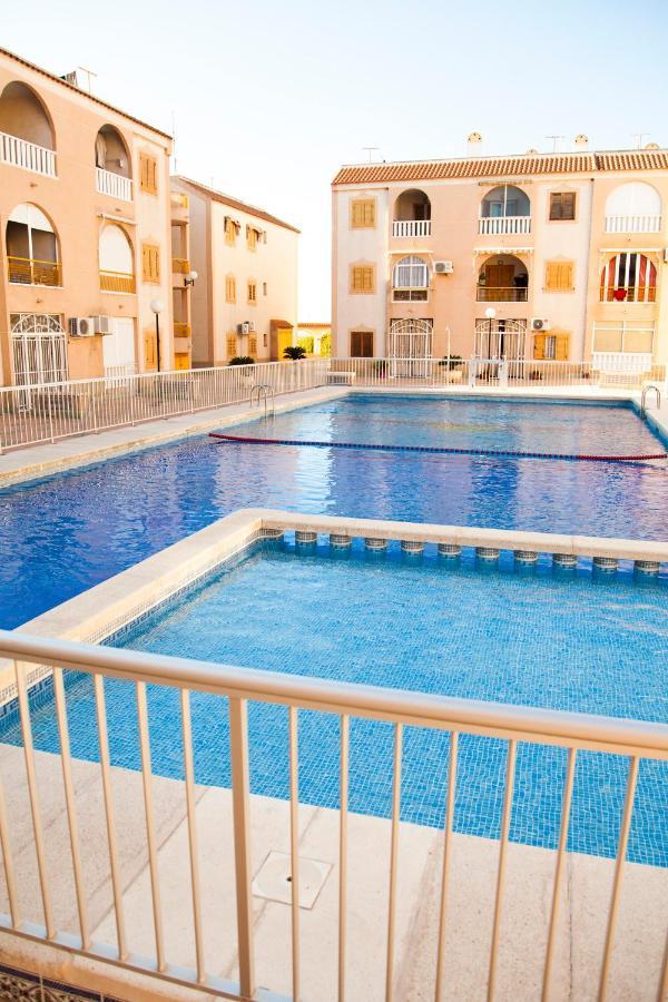 Valencia 15 Apartman Torrevieja Kültér fotó